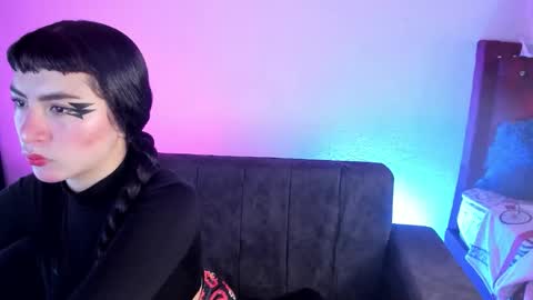 kitty__chs online show from October 16, 2025, 1:34 pm