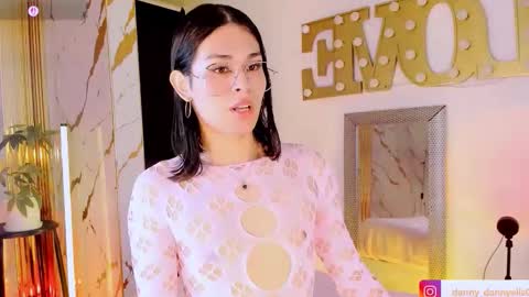 Snapshot of kitty__sexy_ chatting on October 3, 2025, 5:15 am dann online show from October 3, 2025, 5:15 am