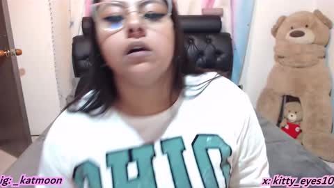 kitty online show from December 2, 2024, 2:09 am