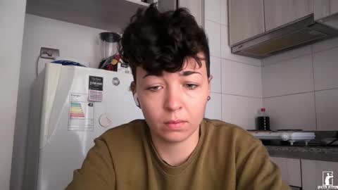 Snapshot of kitty_fitty29 chatting on February 27, 2026, 3:45 pm kitty_fitty29 online show from February 27, 2026, 3:45 pm