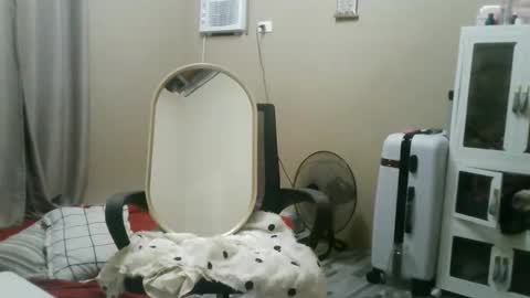 Snapshot of kitty_fussy chatting on November 8, 2025, 3:01 pm kitty_fussy online show from November 8, 2025, 3:01 pm