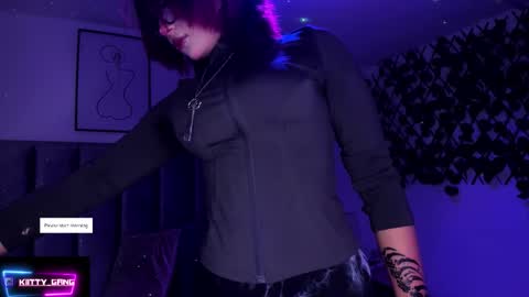 Camila online show from December 20, 2025, 1:02 am