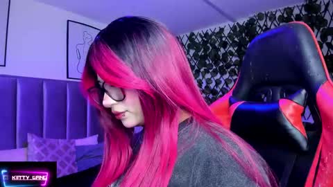 Camila online show from February 26, 2026, 2:21 am