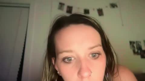 kitty_kat39 online show from July 23, 2026, 9:07 am