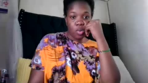 kitty_kerry online show from July 13, 2026, 1:14 pm