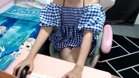 Kate online show from December 2, 2025, 12:27 am