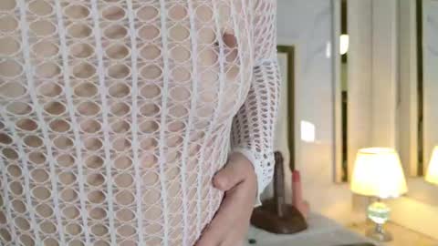 kitty  online show from October 1, 2025, 3:12 am