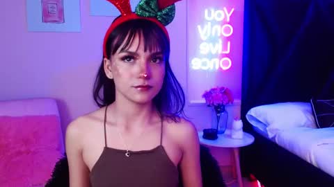 KITTY online show from December 19, 2025, 8:16 pm