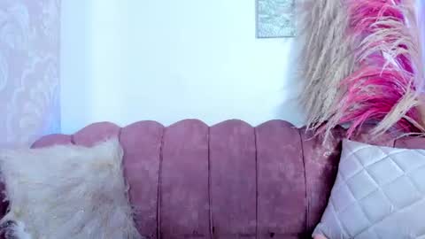 Snapshot of kitty_nicolle chatting on July 24, 2026, 12:58 pm kitty_nicolle online show from July 24, 2026, 12:58 pm