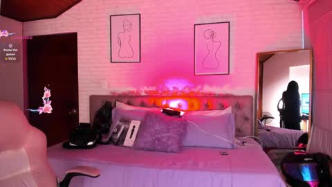 Kitty online show from May 28, 2026, 9:23 pm