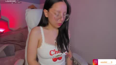 Kitty online show from June 8, 2026, 1:09 am