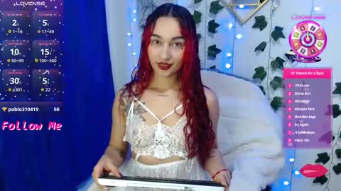 Kitty Saenz online show from November 7, 2025, 2:55 am