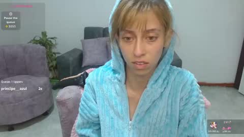 Snapshot of kitty_seducction chatting on June 8, 2026, 1:28 am Aleja online show from June 8, 2026, 1:28 am