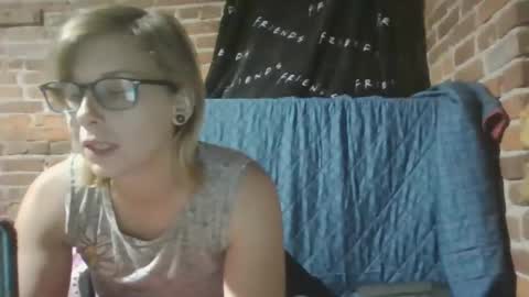 Snapshot of kitty_vonkush_ chatting on October 6, 2025, 2:09 am GoddessKittyFinDom online show from October 6, 2025, 2:09 am