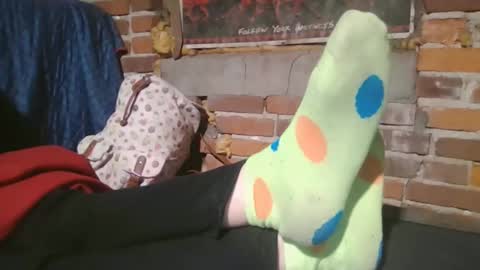 Snapshot of kitty_vonkush_ chatting on October 28, 2025, 2:26 am GoddessKittyFinDom online show from October 28, 2025, 2:26 am