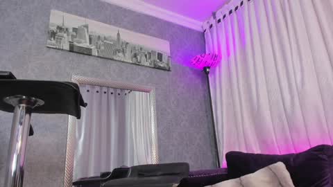 Kendall Saray   online show from December 16, 2024, 7:04 am