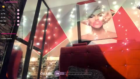 Cata Moon online show from March 11, 2025, 7:36 pm