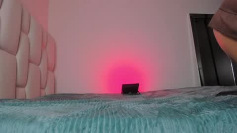 kittyerotica online show from May 27, 2026, 1:57 am
