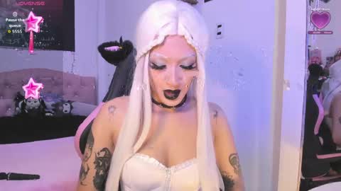 Snapshot of kittygoth_ chatting on May 11, 2026, 11:13 pm Kitty Goth online show from May 11, 2026, 11:13 pm