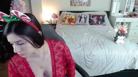 Isabel online show from December 16, 2025, 2:38 am