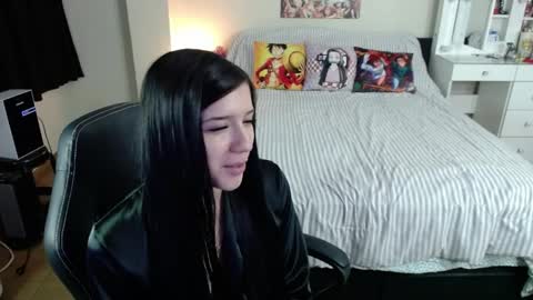 Snapshot of kittykat18x chatting on June 7, 2026, 4:05 am Isabel online show from June 7, 2026, 4:05 am