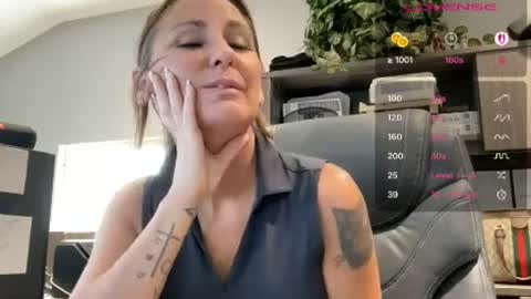 kittykattlove2 online show from July 29, 2026, 3:54 pm