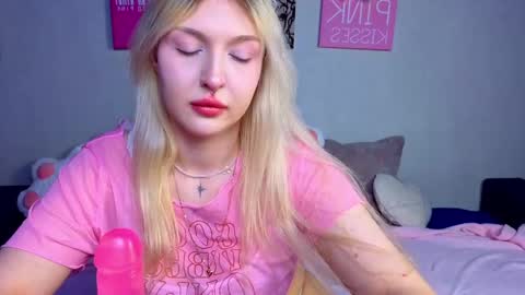 kittykendall online show from May 7, 2026, 4:45 pm