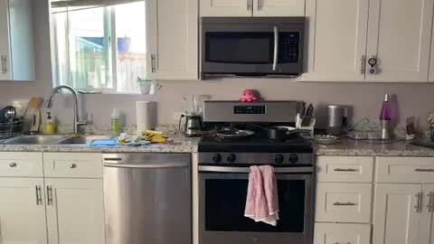 kittypurr79 online show from July 6, 2026, 2:52 am