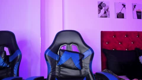 kitty online show from April 6, 2026, 5:47 pm