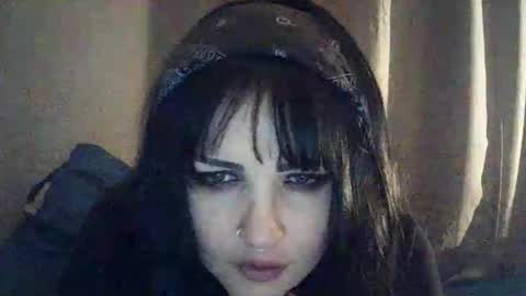 Snapshot of kittytats21 chatting on May 19, 2026, 10:49 pm SummerT online show from May 19, 2026, 10:49 pm