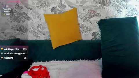 Snapshot of kittyy_cuttie chatting on March 8, 2025, 1:36 pm kittyy online show from March 8, 2025, 1:36 pm