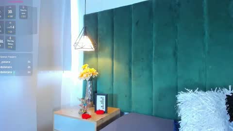 Snapshot of kittyy_milk chatting on September 8, 2025, 6:07 pm K I T T Y Y online show from September 8, 2025, 6:07 pm