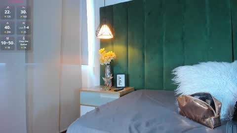 Snapshot of kittyy_milk chatting on September 17, 2025, 4:19 pm K I T T Y Y online show from September 17, 2025, 4:19 pm