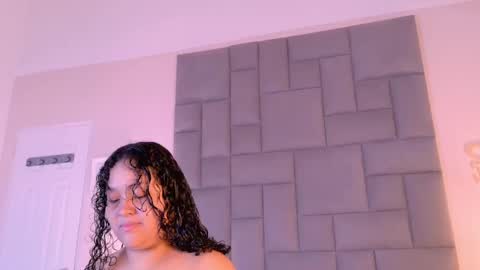 Snapshot of kity_hill chatting on October 2, 2025, 4:41 am Kitty Hill online show from October 2, 2025, 4:41 am