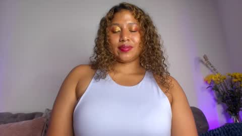 Snapshot of kiut_lili18 chatting on September 15, 2025, 7:47 pm Lili online show from September 15, 2025, 7:47 pm