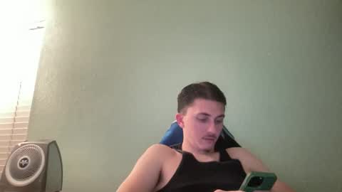 Snapshot of kj_lindo chatting on December 17, 2024, 5:51 am kj_lindo online show from December 17, 2024, 5:51 am