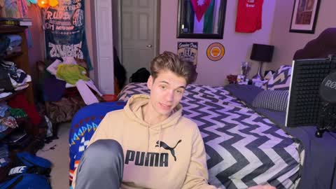 Kyle online show from January 10, 2025, 2:02 pm