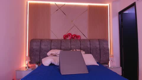 Kkira  online show from March 1, 2026, 11:45 am