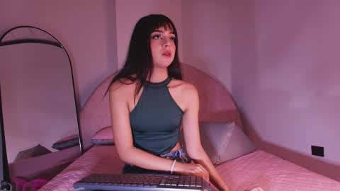 Kkira  online show from April 26, 2026, 12:03 pm