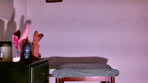 klamstrakur1 online show from February 15, 2026, 2:25 pm