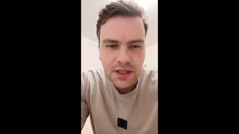 Snapshot of klari_fun chatting on April 14, 2026, 4:57 pm klari_fun online show from April 14, 2026, 4:57 pm