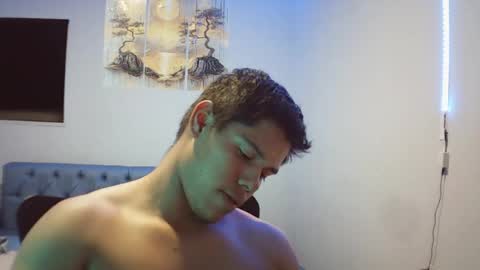 Snapshot of klars_mood chatting on June 5, 2026, 12:17 am klars online show from June 5, 2026, 12:17 am