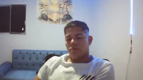 Snapshot of klars_mood chatting on June 19, 2026, 11:30 pm klars online show from June 19, 2026, 11:30 pm
