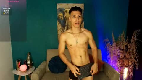 klaton__ online show from October 12, 2025, 2:10 am