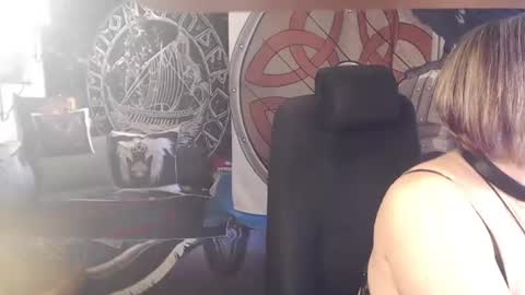 Michelle online show from May 11, 2026, 5:57 am