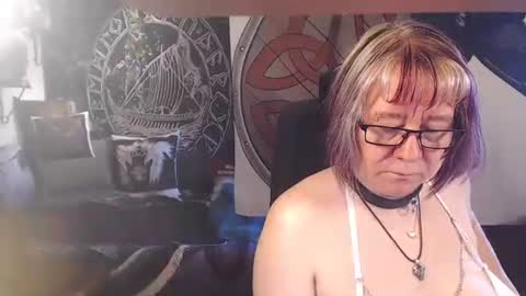 Michelle online show from May 22, 2026, 6:53 am