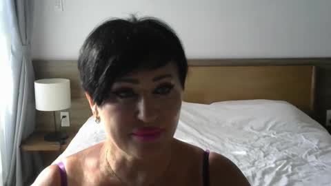 kleo901854860422 online show from June 7, 2026, 9:24 am