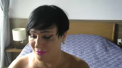 kleo901854860422 online show from July 12, 2026, 8:38 am