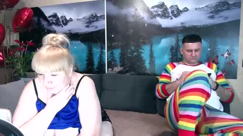 Snapshot of kleosnow chatting on February 24, 2025, 12:16 pm Kleosnow online show from February 24, 2025, 12:16 pm