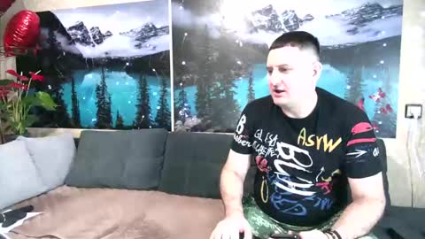 Snapshot of kleosnow chatting on February 27, 2025, 11:41 am Kleosnow online show from February 27, 2025, 11:41 am